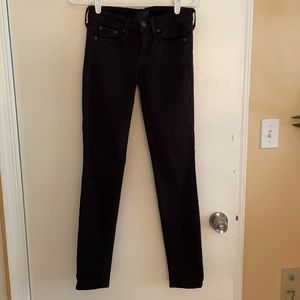 VINCE skinny Jean w/ stretch. Black size 24